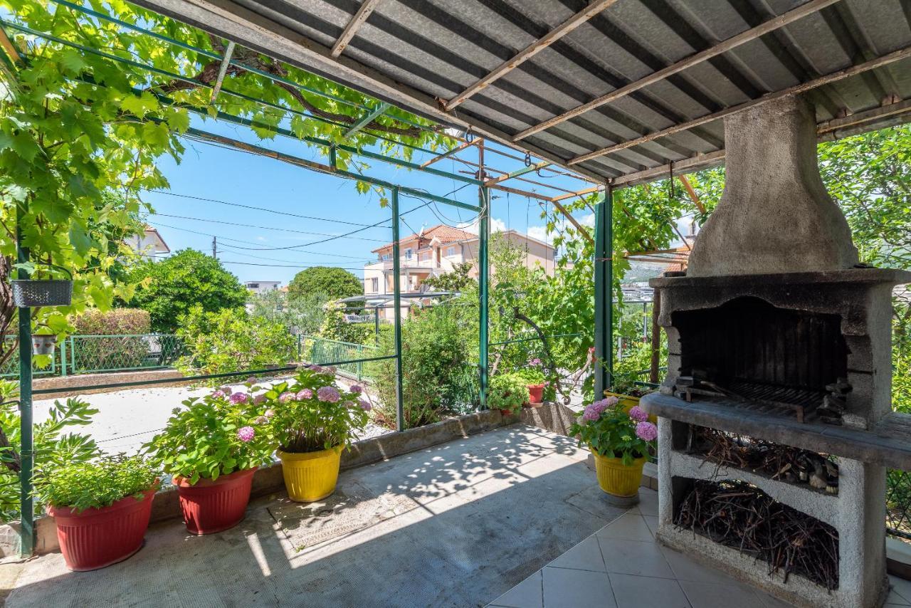 Apartment Hrabar Longo Trogir Kültér fotó