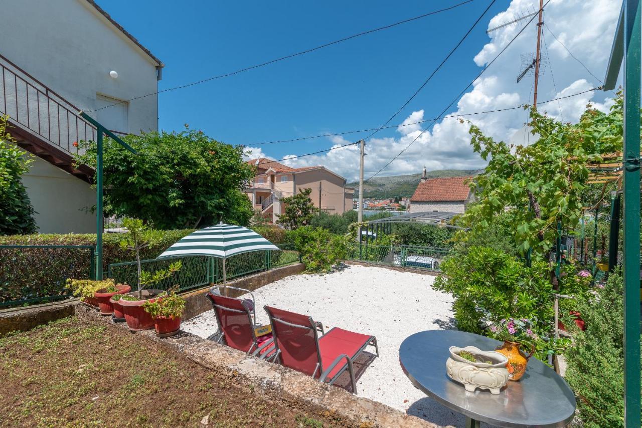 Apartment Hrabar Longo Trogir Kültér fotó