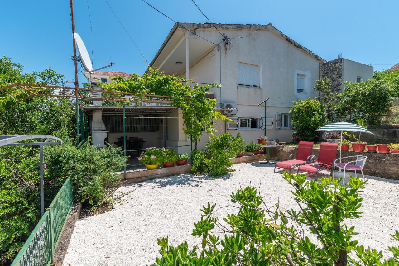 Apartment Hrabar Longo Trogir Kültér fotó