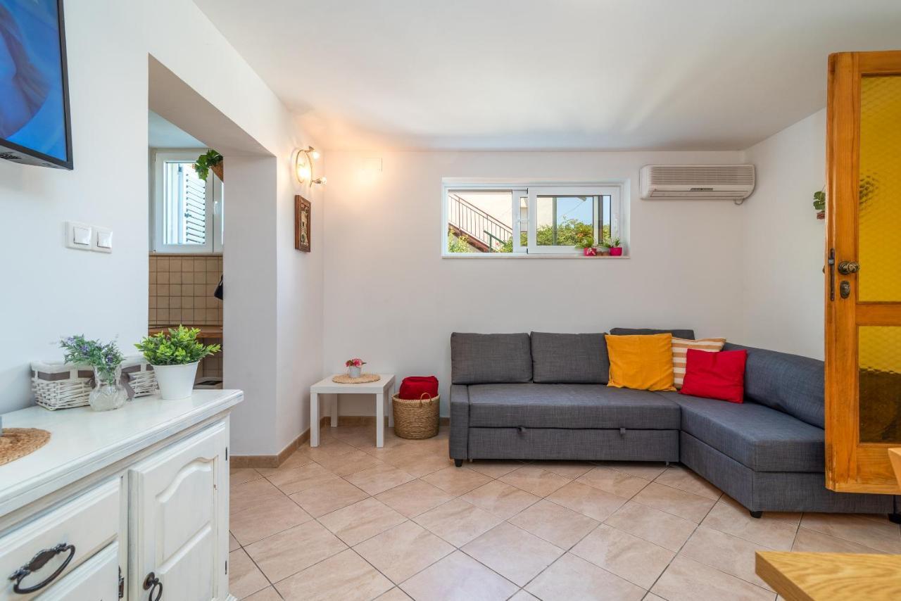 Apartment Hrabar Longo Trogir Kültér fotó